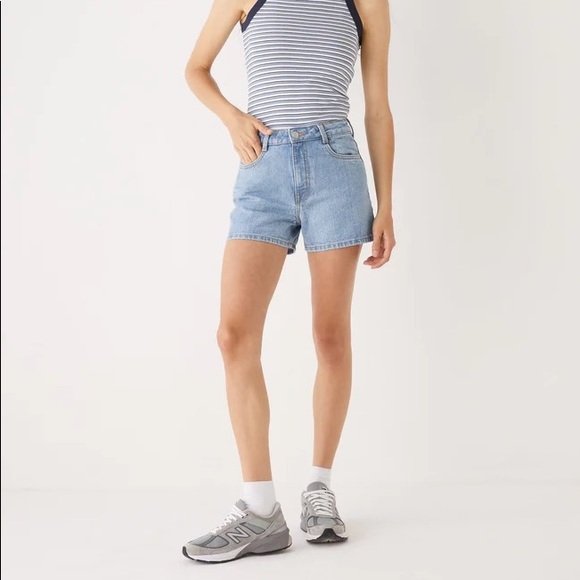 NWT Frank & Oak // The Stevie High Rise Jean Short in Light Indigo Blue - Picture 5 of 10